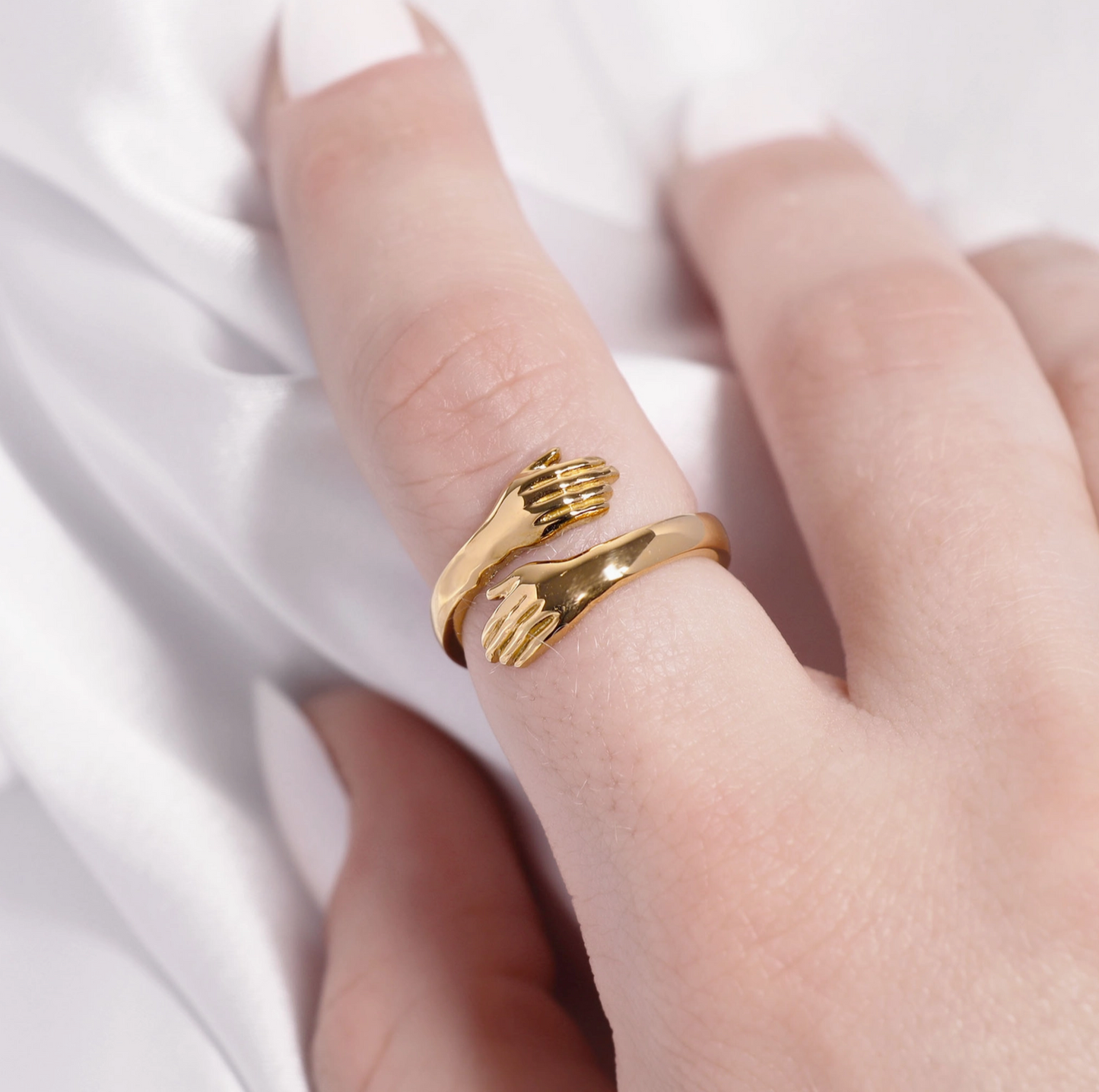 Hug Ring