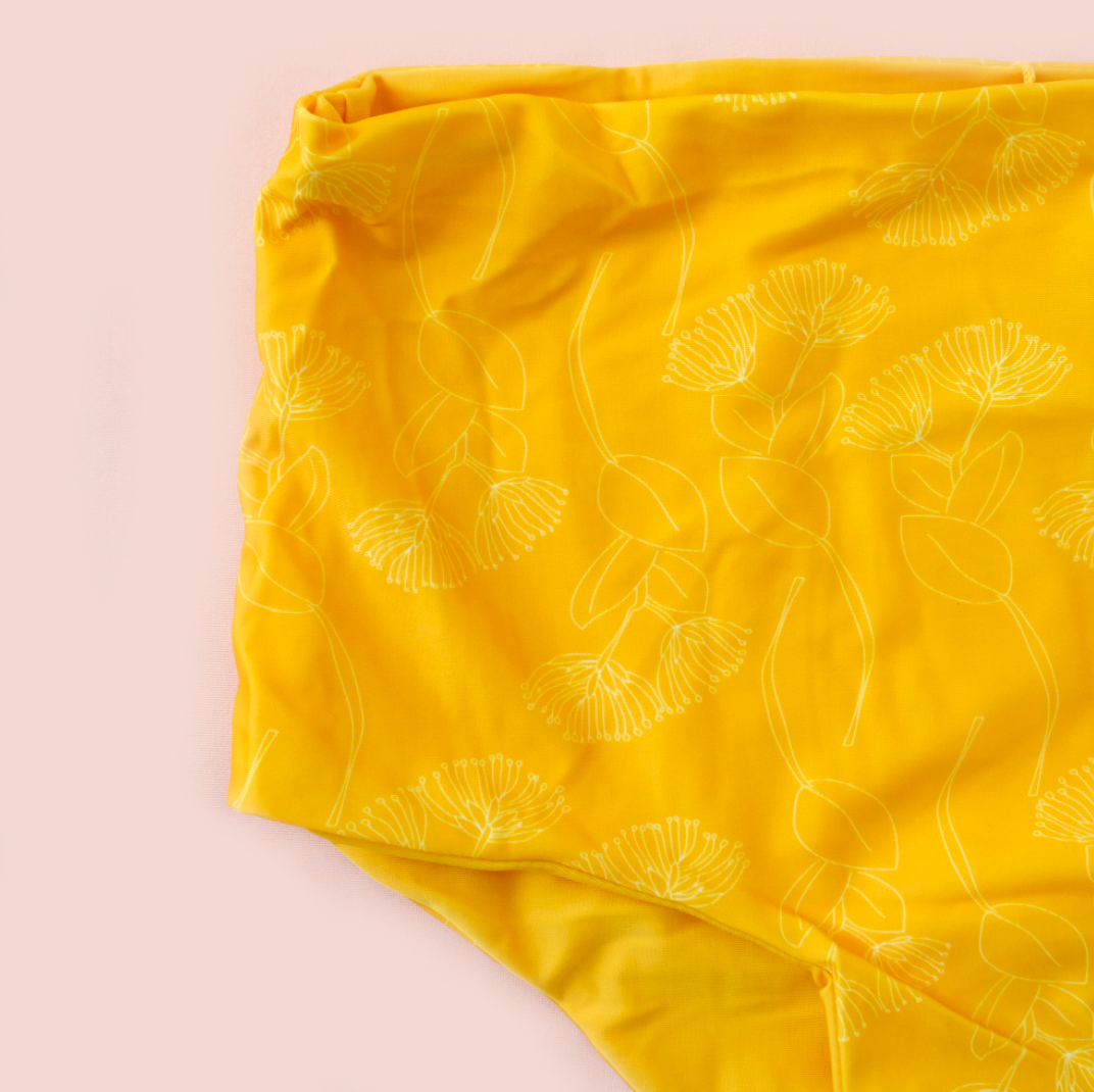 Reversible High Waisted Bottom Yellow Ohia