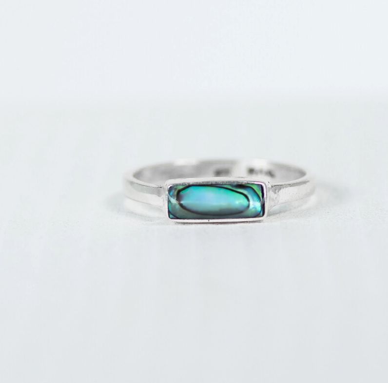 Alicia Ring